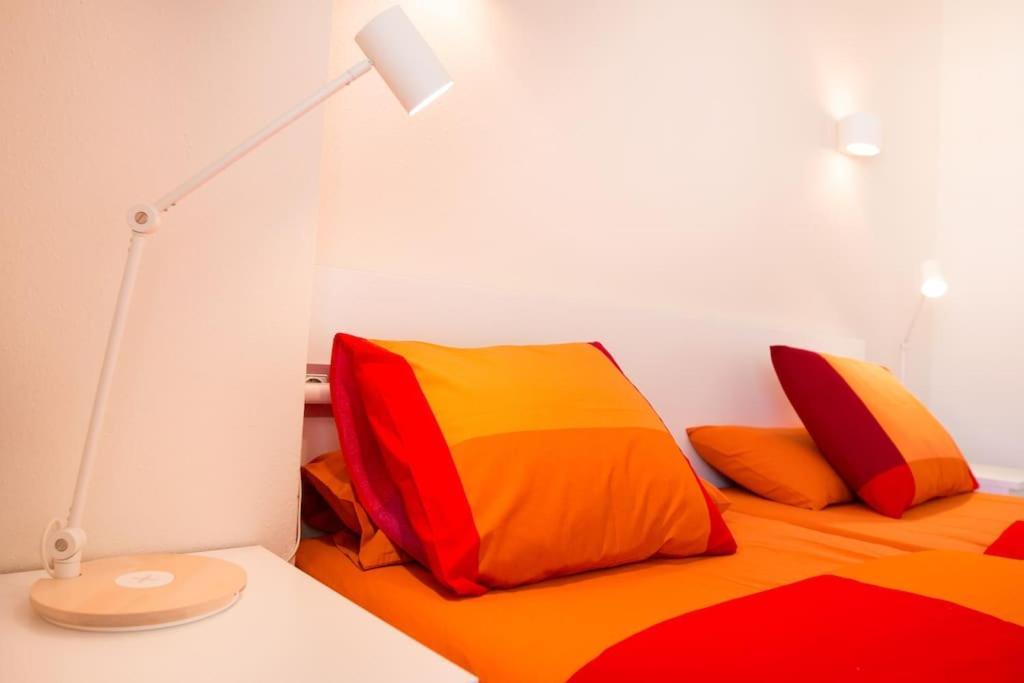 Seahomes Vacations - Seafront Fenals With Pkg Apartment Lloret de Mar